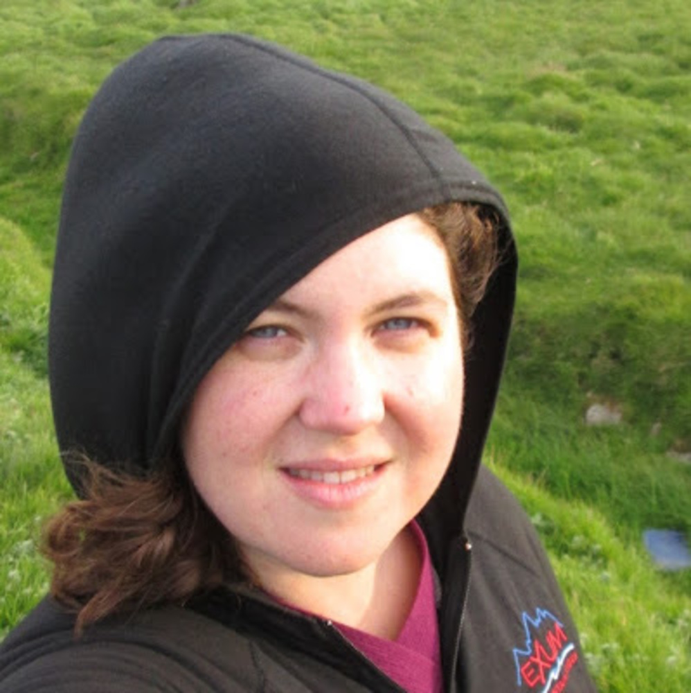 Meet your Posher, Laurel